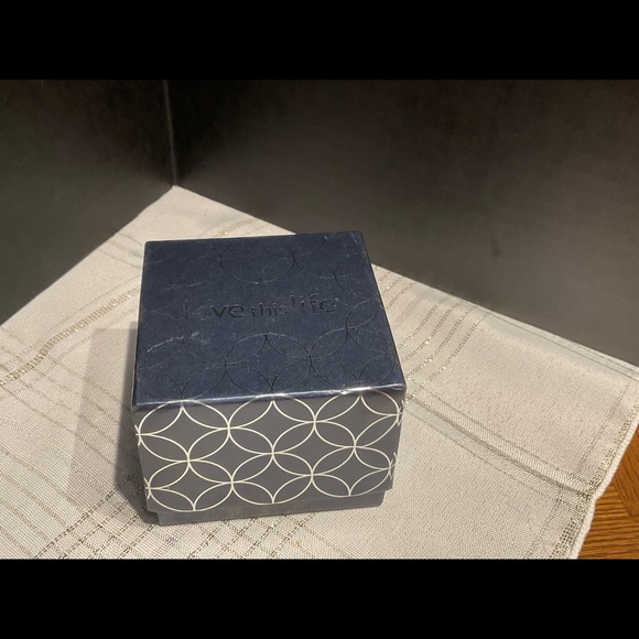 Love This Life 🦩Bangle - Picture 5 of 5